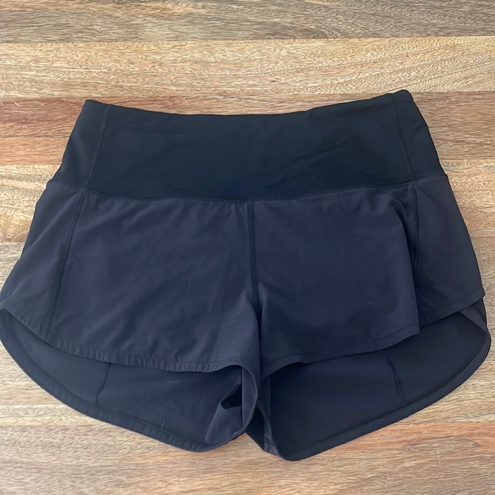 Lululemon Speed Up Low Rise Shorts 2.5”